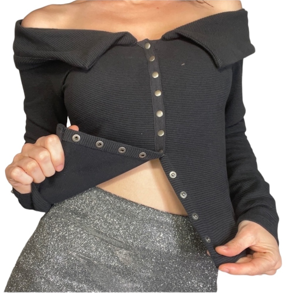 SOLD Maeve Anthropologie Ribbed Snap Up stretchy long sleeve can off the - Picture 1 of 15